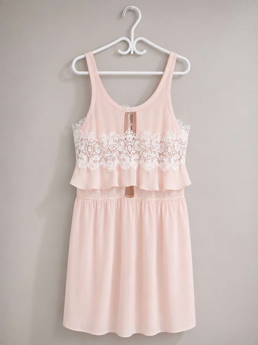 For Love & Lemons Pink Sienna Lace Open Back Mini Dress Size Large NWT - Picture 2 of 10